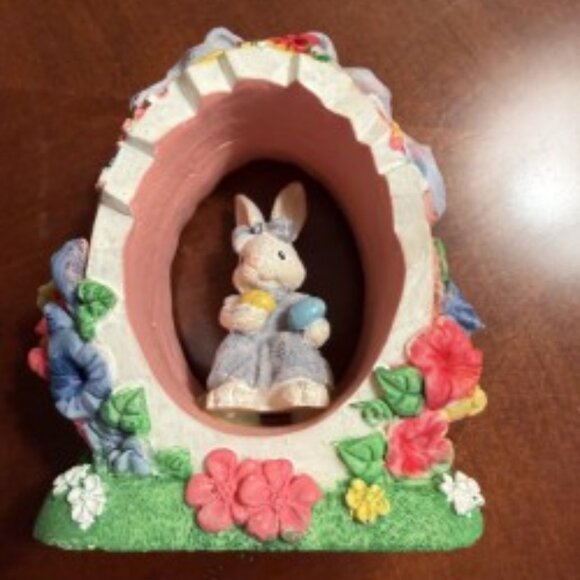Source Unknown Other - Easter Bunny Egg